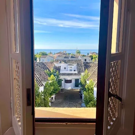 Charming Tower House With Amazing Sea Views Holiday home *