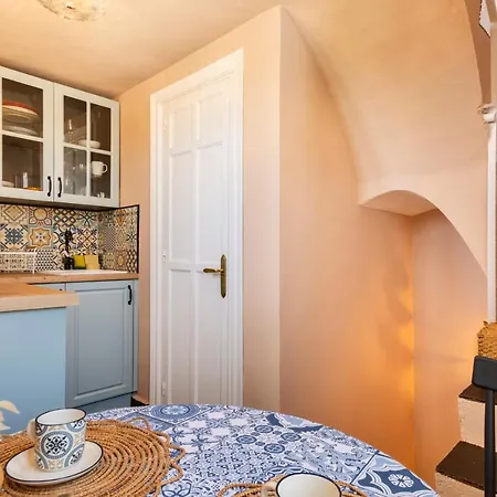 Charming Tower House With Amazing Sea Views Holiday home *